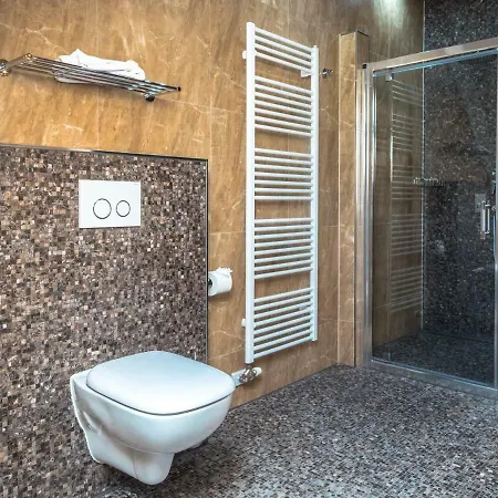 Spring Penzión pre hostí Zdiar